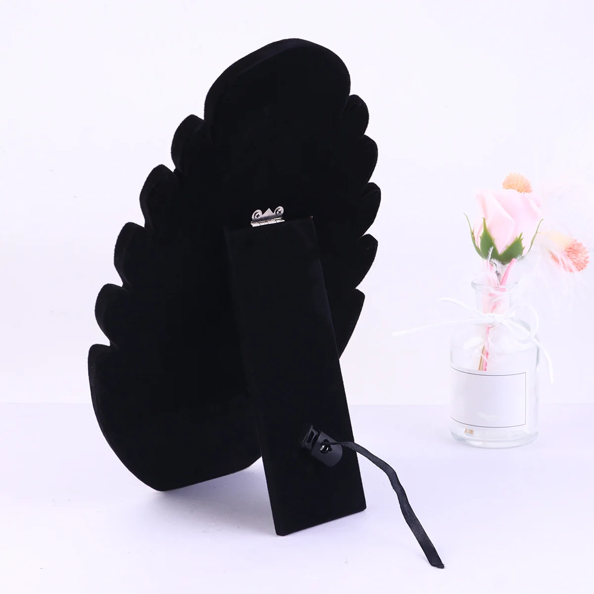 

Flame Shape Necklace Display Stand Holder Rack Neck Chain Bust Jewelry Easel Organizer Black Scratch Resistant Damage Proof