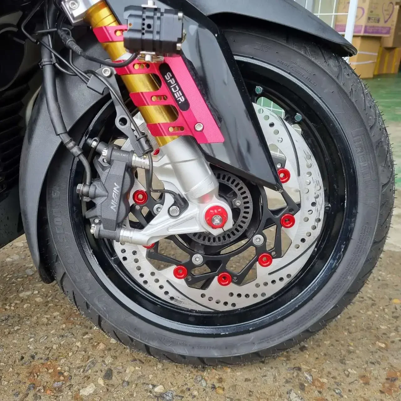 

For Yamaha XMAX 300 Front Wheel Modification Floating Disc Brake Radial Caliper Adapter 300MM Floating Disc