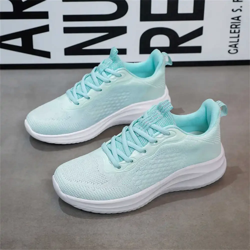 Mesh Summer Fitness Tennis Scarpe sportive da donna 48 Sneakers Tnis Unico Super vendita Hit Cute Vintage Sneachers Donna High-tech