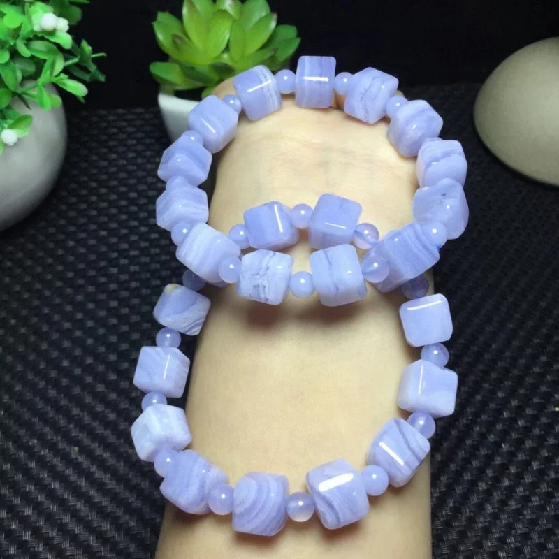 

Pattern Stone Agate Cube Sugar for Men and Women with Bright Colors Fashion Bracelet Single Circle BlueWh