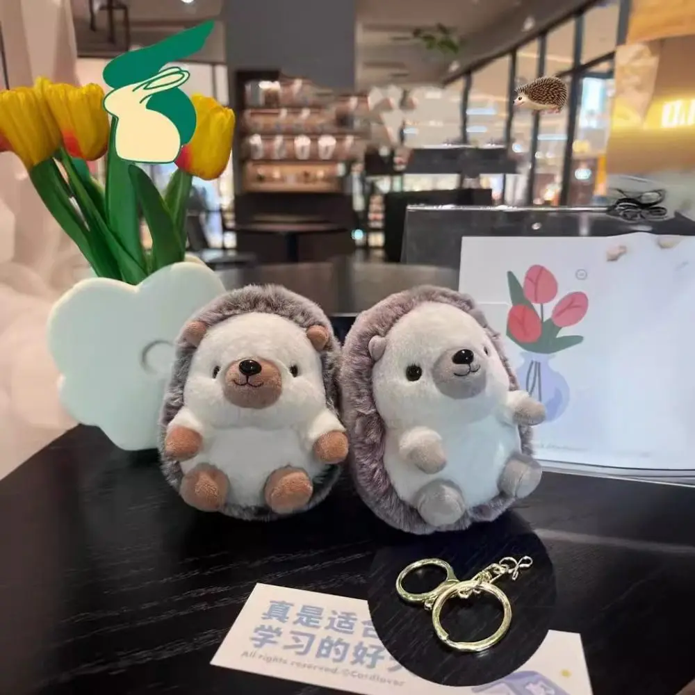 Adorable llavero de erizo pequeño, Mini erizo relleno, colgante de pequeño erizo, llavero de erizo suave y bonito, regalos