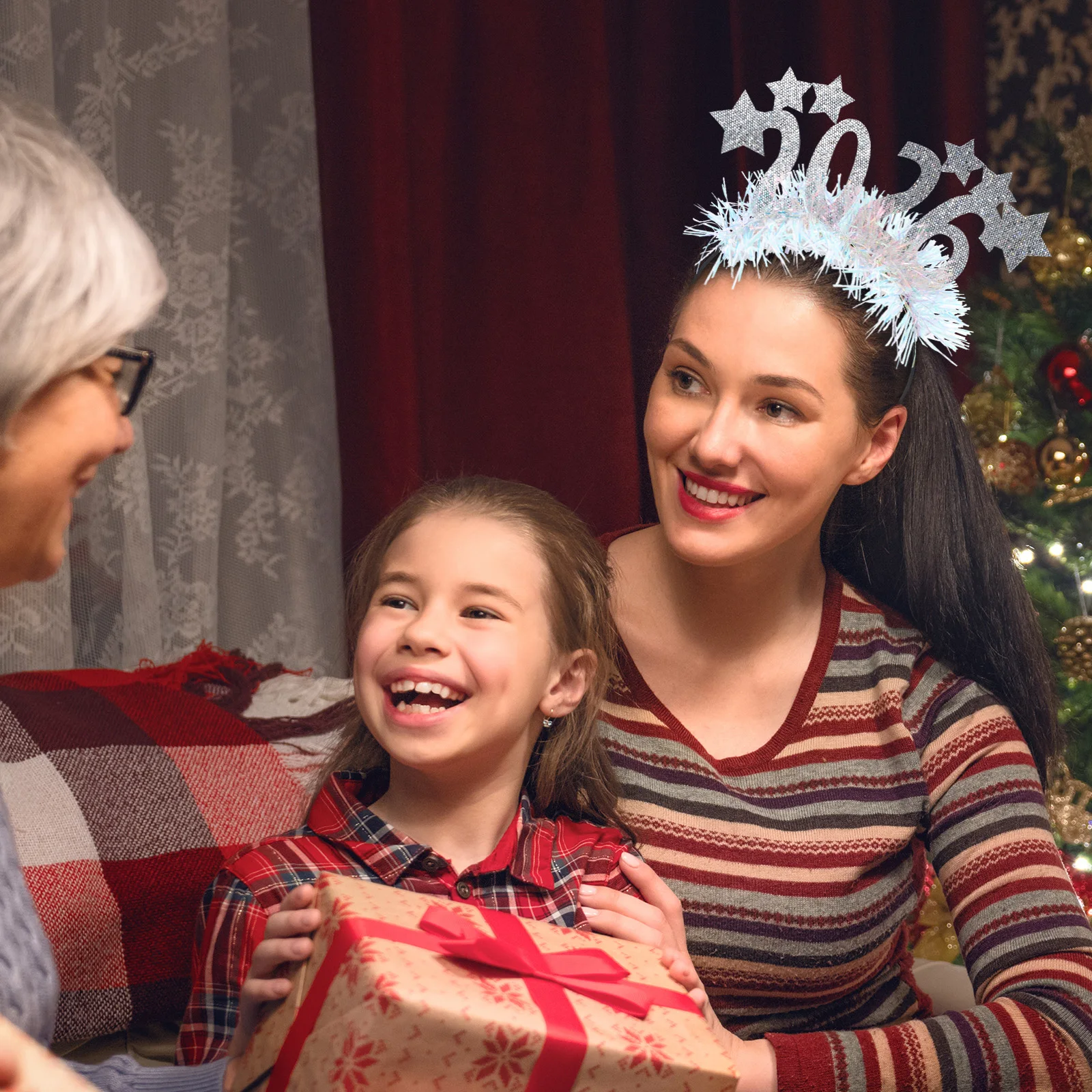 ที่คาดผมปีใหม่ 2 ชิ้น ปี 2026 ประดับกลิตเตอร์ สีเงิน สำหรับงานเทศกาล