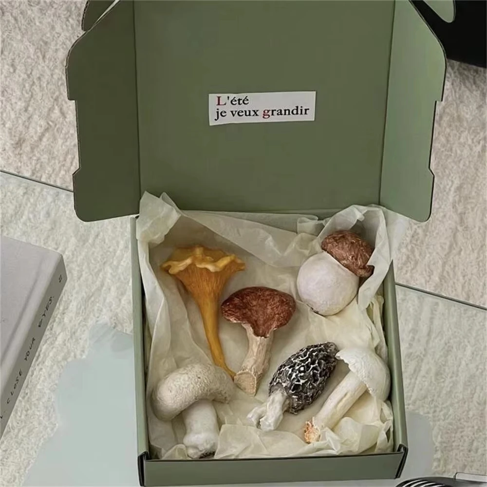 6pcs French Mushroom Chopstick Cutlery Holder Colorful Resin Knife Fork Spoon Coaster Holder Mushroom Umbrella Vintage Ornament view 4