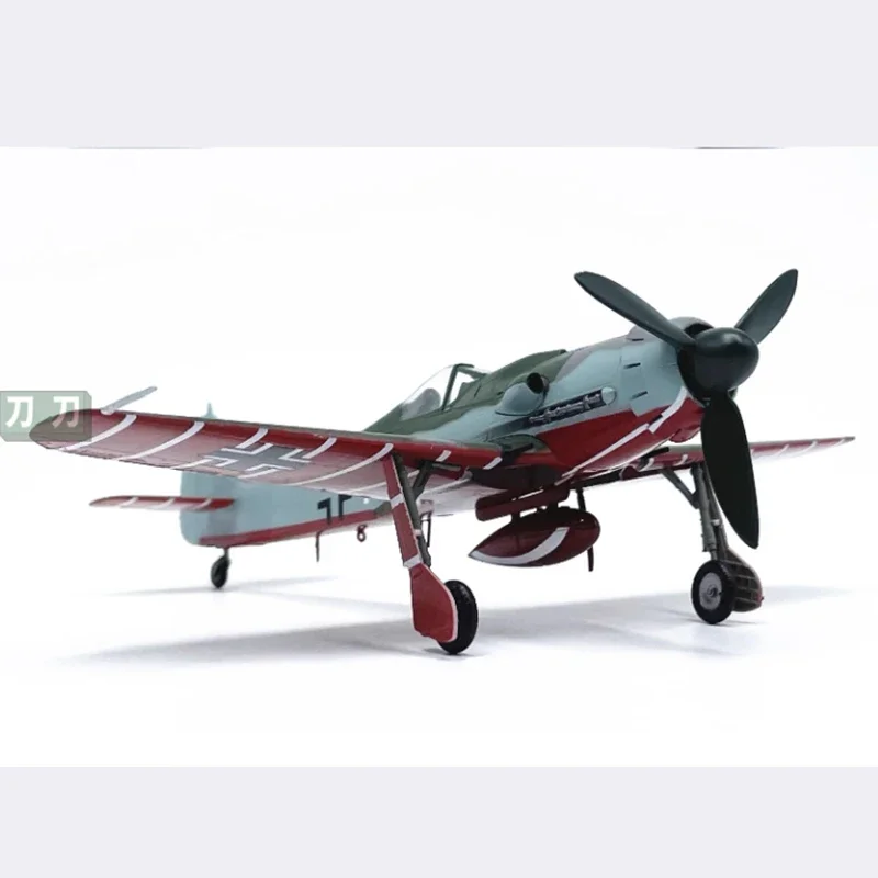 1:72 Scale FW190D-9 Fighter FW190 aircraft Plastic Simulation Aircraft Finished Model Static Decoration Souvenir Gifts For Adult