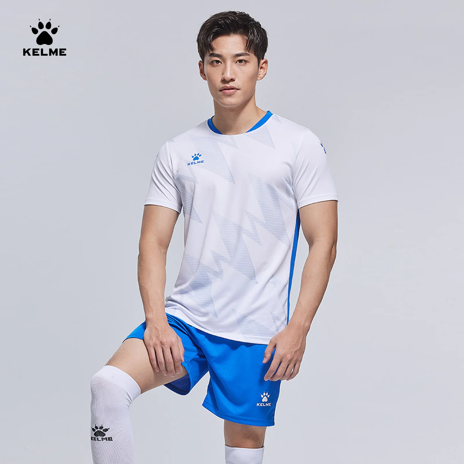 KELME Men Soccer Uniform Training Set Athletic Sportswear Jersey Shorts Youth Football Kit For Match Training 2 Piece