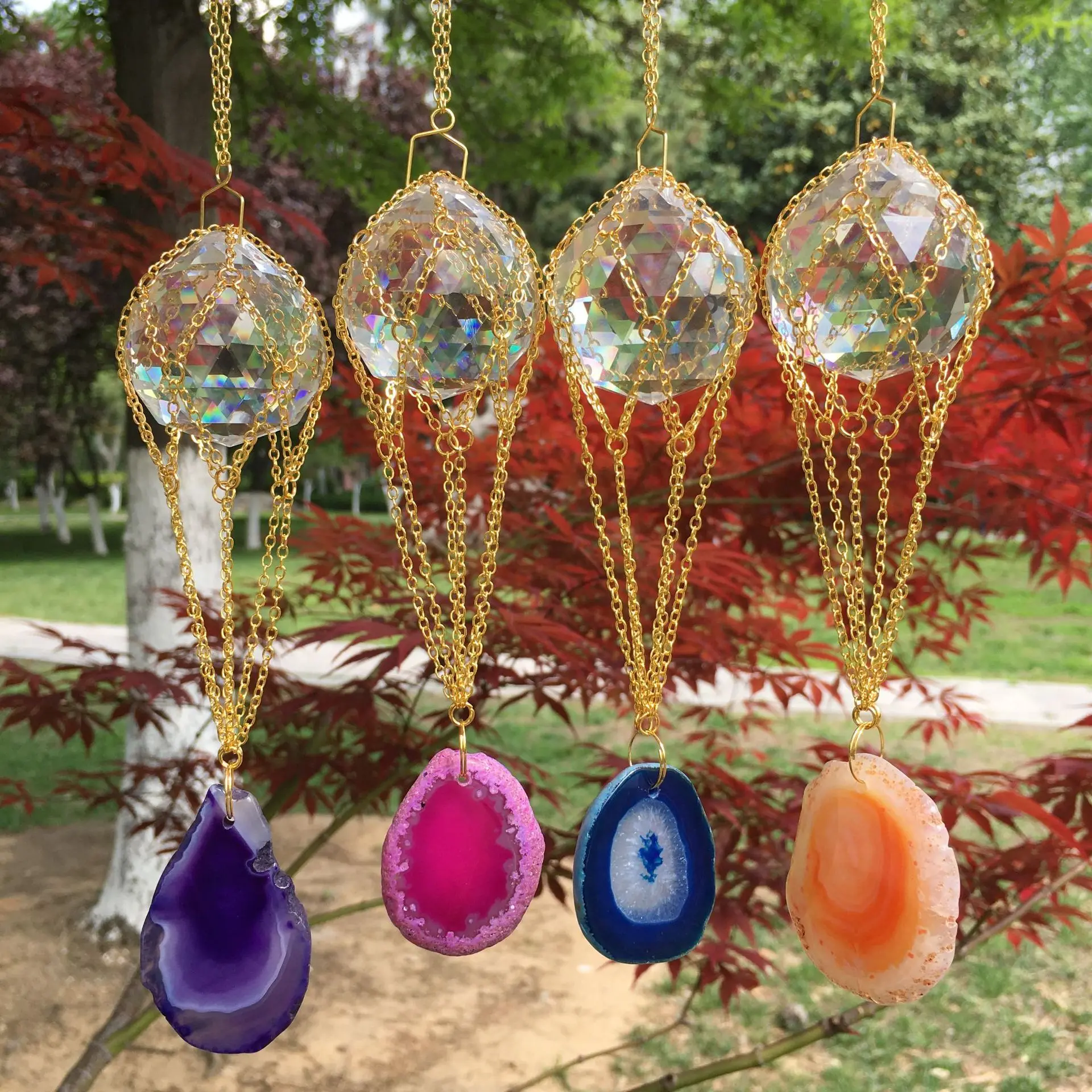 Colorful Natural Agate Slice Suncatcher Hanging Metal Chain Wrapped Crystal Rainbow Maker Wind Chime Home Wall Garden Decoration