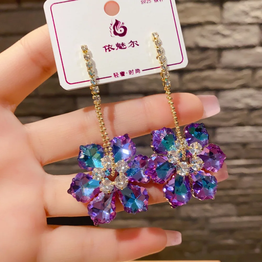 2024 New Colorful Purple Flower Crystal ciondola gli orecchini pendenti per le donne Trend corea Fashion Luxury Wedding Party Banquet Jewelry