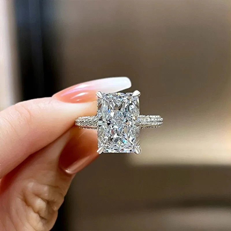 CAOSHI Noble Lady Modern Fashion Finger Ring Luxury Wedding Band Silver Color Bright Zirconia Jewelry for Engagement Ceremony