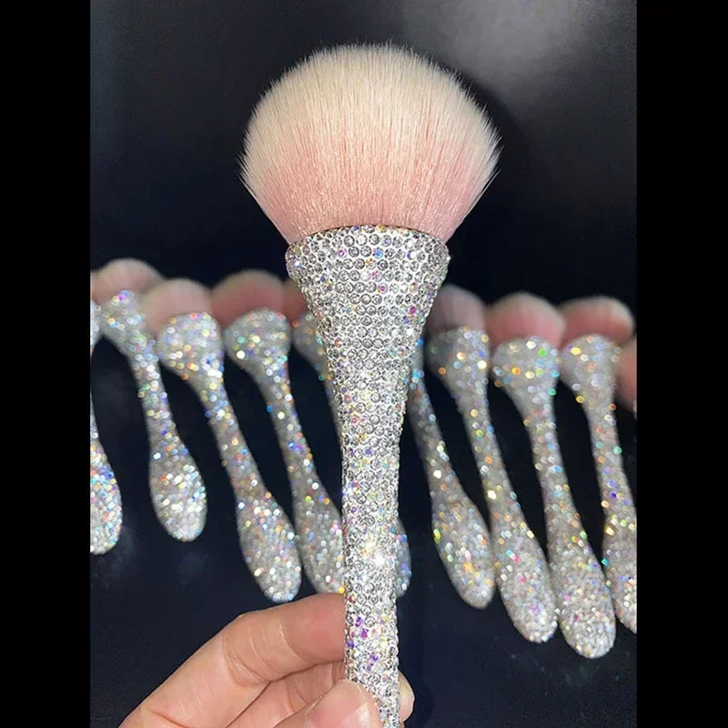 Pincel de maquiagem artesanal de luxo com glitter e strass, pincel cosmético em pó profissional, kit de maquiagem para mulheres