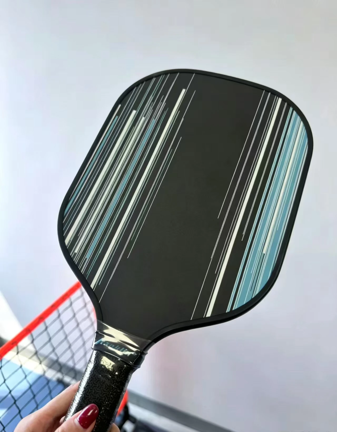 Lightweight Fiberglass Pickleball Paddle 16mm PP Honeycomb Core Textured Surface Pickleball Racket for Daily Play
