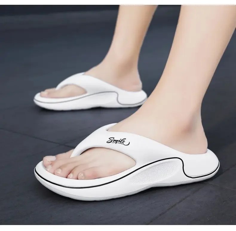 

‌Trendy Non-Slip Flip Flops For Men Summer Outdoor Beach Sandals Lightweight And Durable