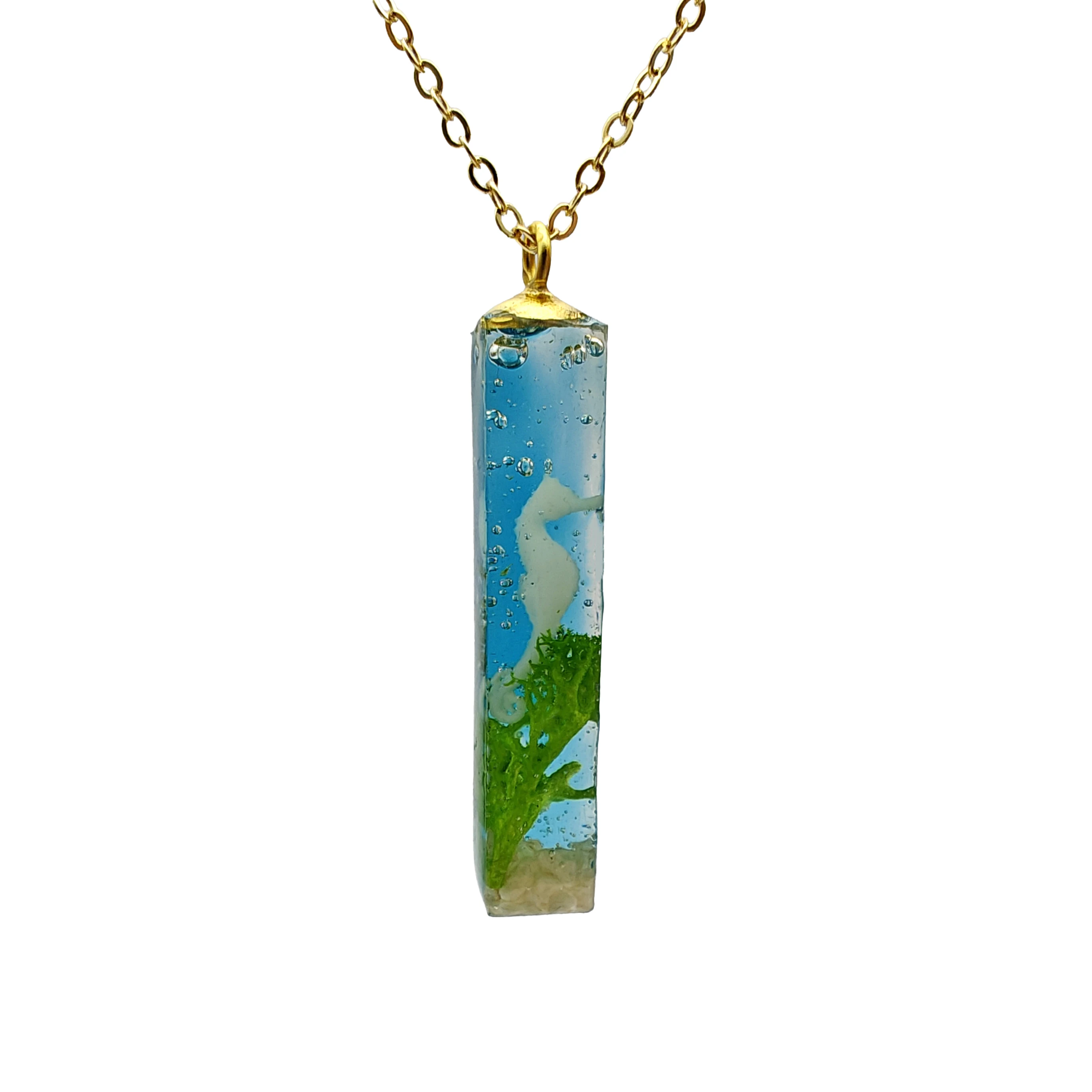 

Seahorse 3D Hippocampus Blue Ocean Sea Cube Resin Gold Color Pendant Chain Long Necklace Women Boho Fashion Jewelry Handmade