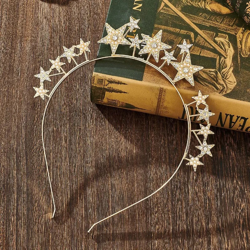 Star Diamond Tiara Headband,All Seasons,Sparkling Star Design,Luxurious Elegant,Perfect for Glam Looks,Statement Accessory