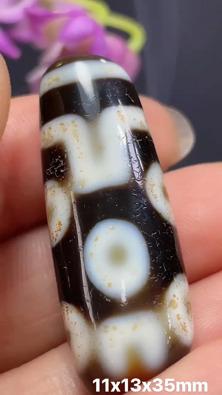 Tibetan Nepalese Himalayan Bead Ancient agate Old Dzi Talisman 7 eye Bead Amulet