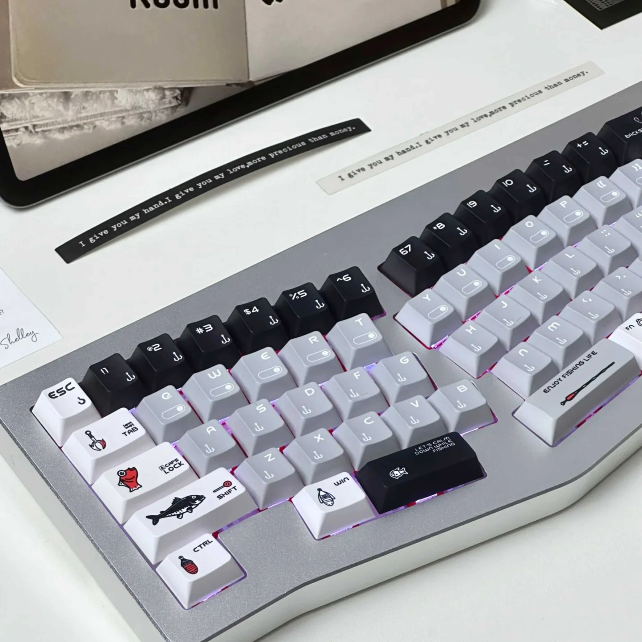 

Fishing theme keycap PBT original hot sublimation 134 keys support multi-column mechanical keyboard cross shaft universal