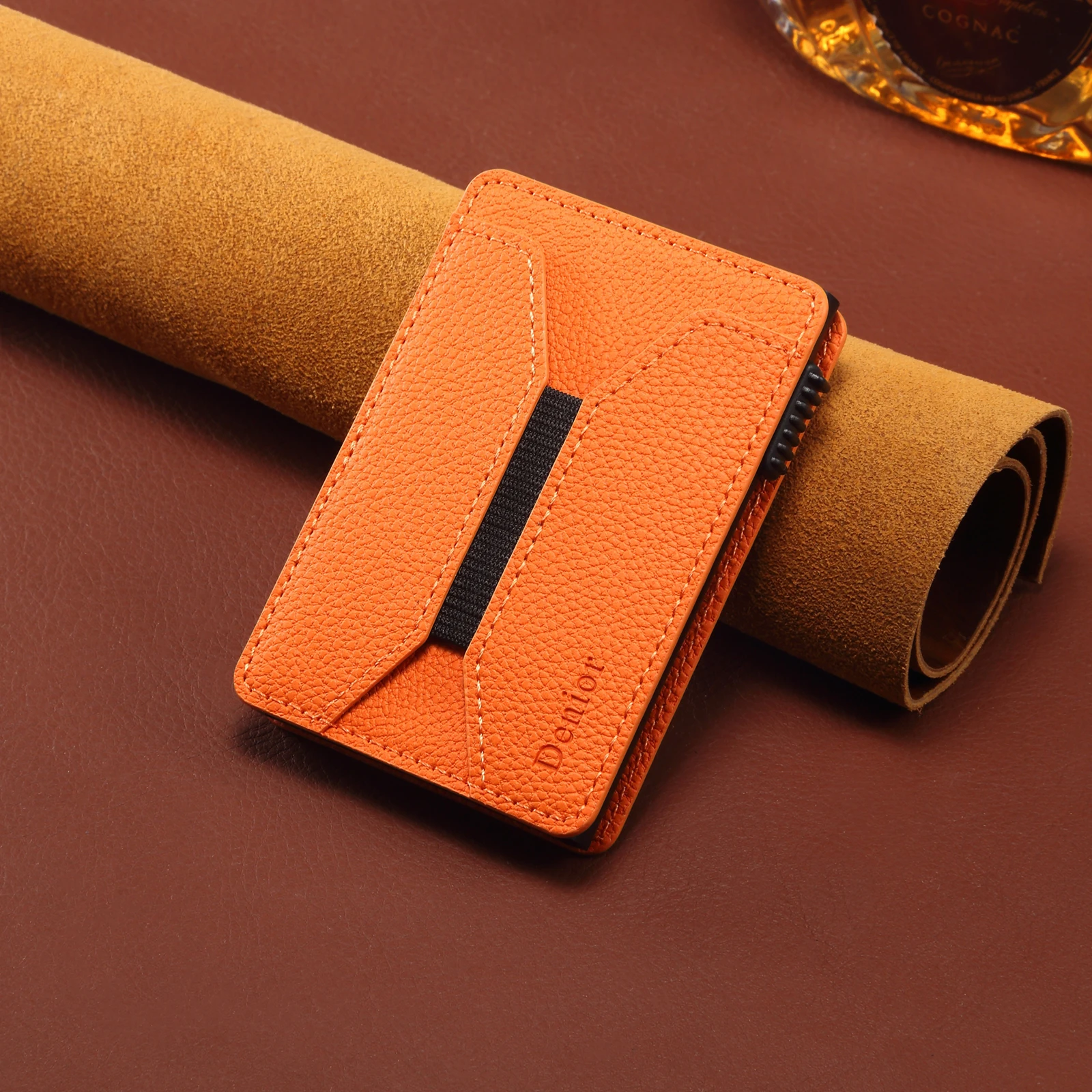 حقيبة بطاقات مغناطيسية من Denior Magsafe، صندوق بطاقات متعدد الوظائف من النوع الضغط، يمكن أن يحمل 6-8 محفظة جلدية لبطاقات الائتمان #1