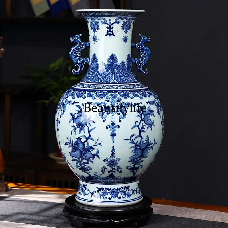 A74 Jingdezhen ceramics hand-painted high-grade blue and white porcelain binaural vase living room decoration ornament home