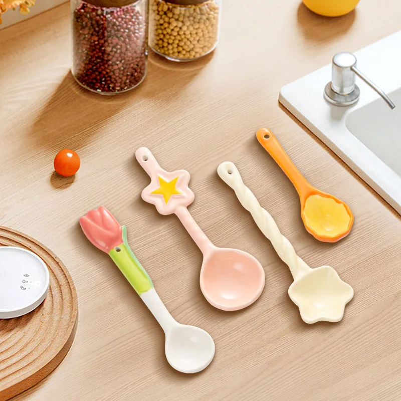 

Creative Design Cute High Value Cartoon Long Handled Spoon Ceramic Soup Spoons Household Soup Baby Spoon Cute Fun Cartoon Spoon