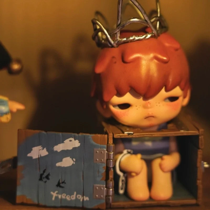 

POP MART Hirono Echo Series Blind Box Figure Collectible Art Toy Desktop Decoration Trendy Play Ornament Gift For Boyfriend