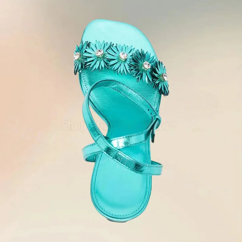 

Cyan Appliques Design Strange Style Heels Sandals Buckle Strap Women Shoes Open Toe Novel Party Banquet 2026 Zapatos Para Mujere