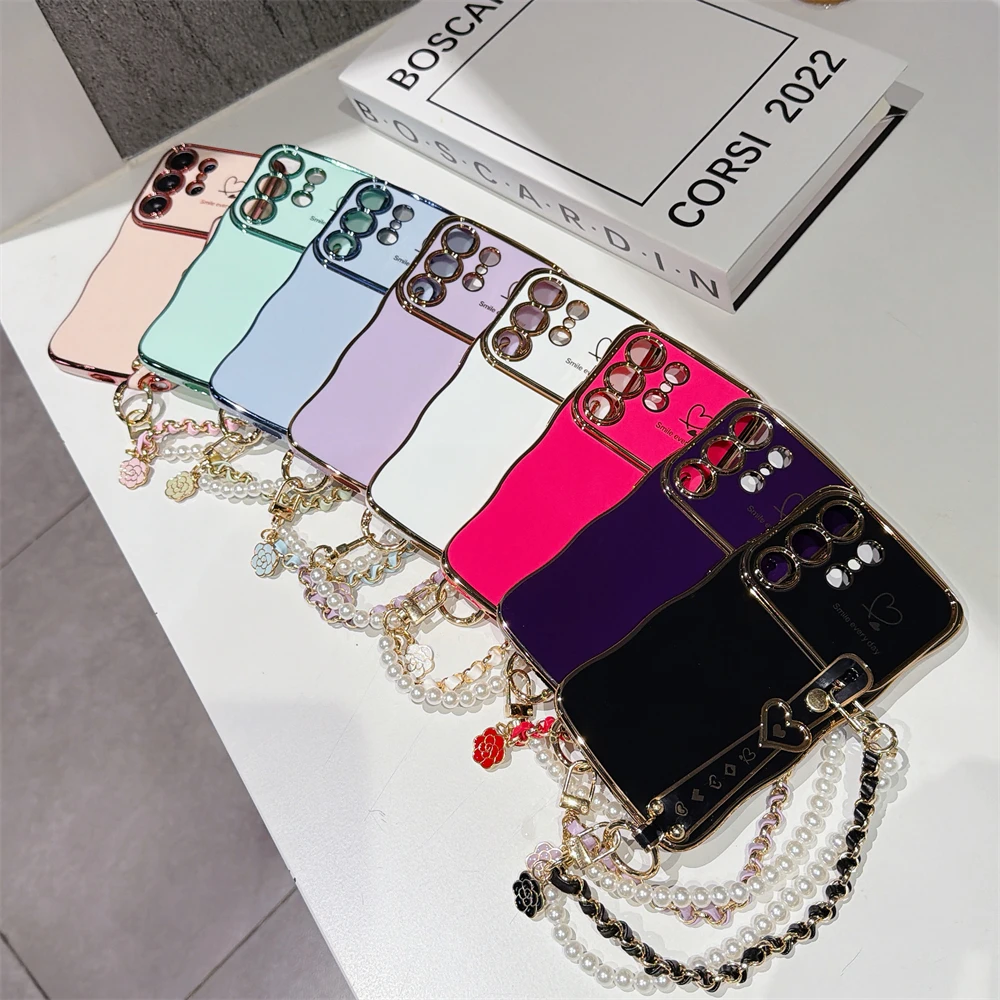 Plating TPU Wave Soft Phone Case for Samsung S26 Ultra S25 Edge S24 Plus S23 FE S22 Wrist Strap Pearl Bracelet Love Heart Cover