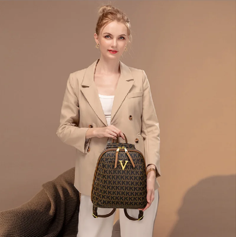 ホット販売新高品質レザートラベルバックパック女性のファッション高級デザイナー大容量ショルダーバッグトートスクールバッグ