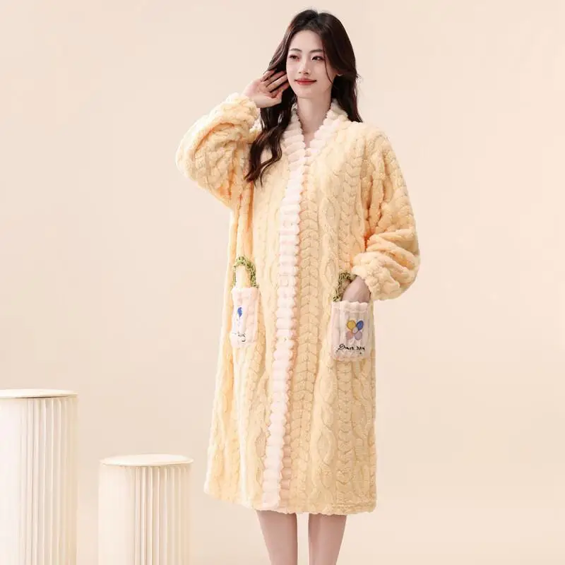 

Women's Pajama Set Comfortable Sleepwear Winter Cute Cartoon Sleepwear Coral Fleece Nightgown Long Sleeve Long Length Homewear