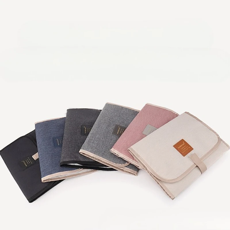 여행용 휴대용 기저귀 매트, 아기 기저귀 교환 매트, 가볍고 얇으며 접이식, 부드러운 손 세탁에 적합 |   유아용품