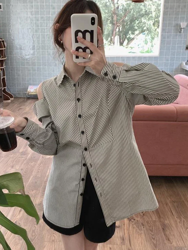 中空アウトストライプシャツ女性カジュアル長袖オフショルダーブラウス韓国ヴィンテージルーズデザイン女性レトロエレガントなトップ