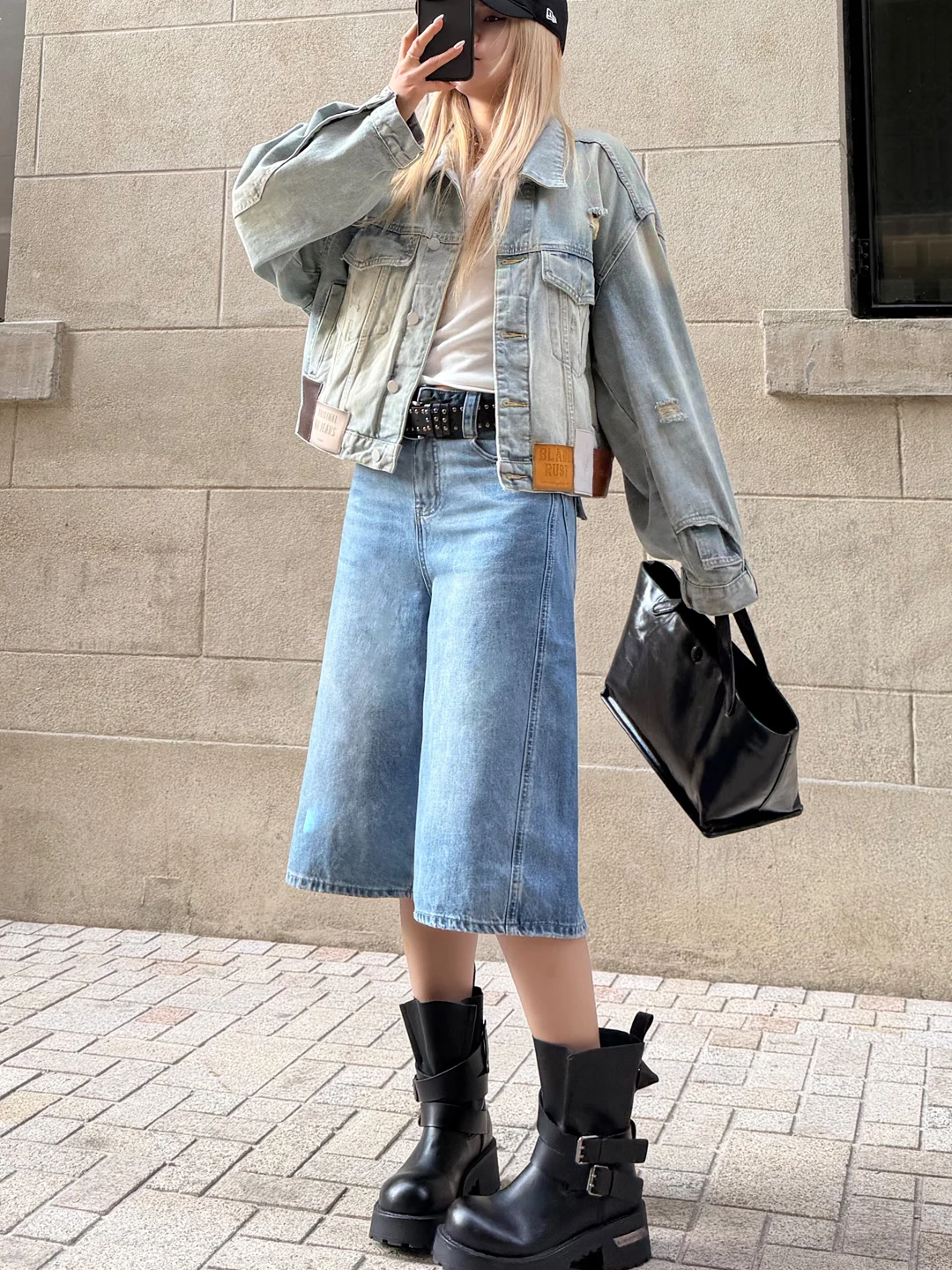 

Retro Distred Denim orts Women's Spring 2026 New Sle Modern Straight Leg Slim Wide Leg Pants l Waist Button Closure