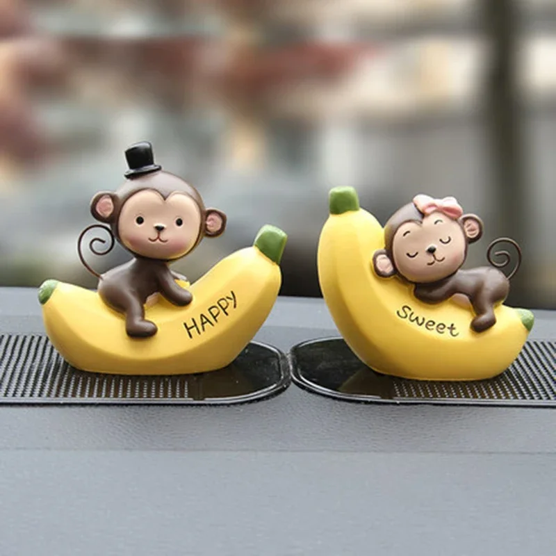 1pcs Car Ornament Fashionable Cartoon Lovely Banana Monkey Doll Automotive Dashboard Decoration Car Interior Accessories