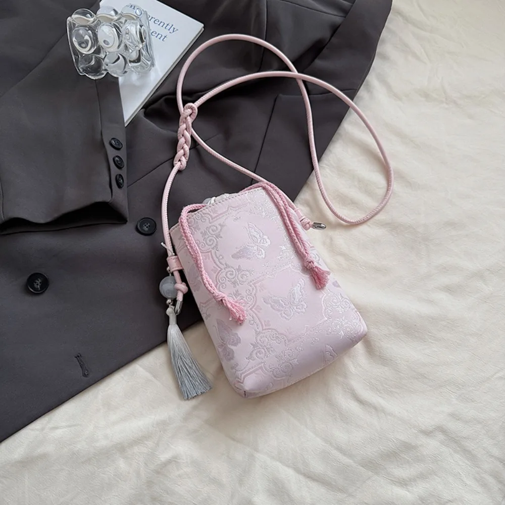 

Новая сумка через плечо в китайском стиле с принтом, антикварная большая вместительная сумка через плечо с вышивкой, сумка Hanfu, подвеска с кисточкой