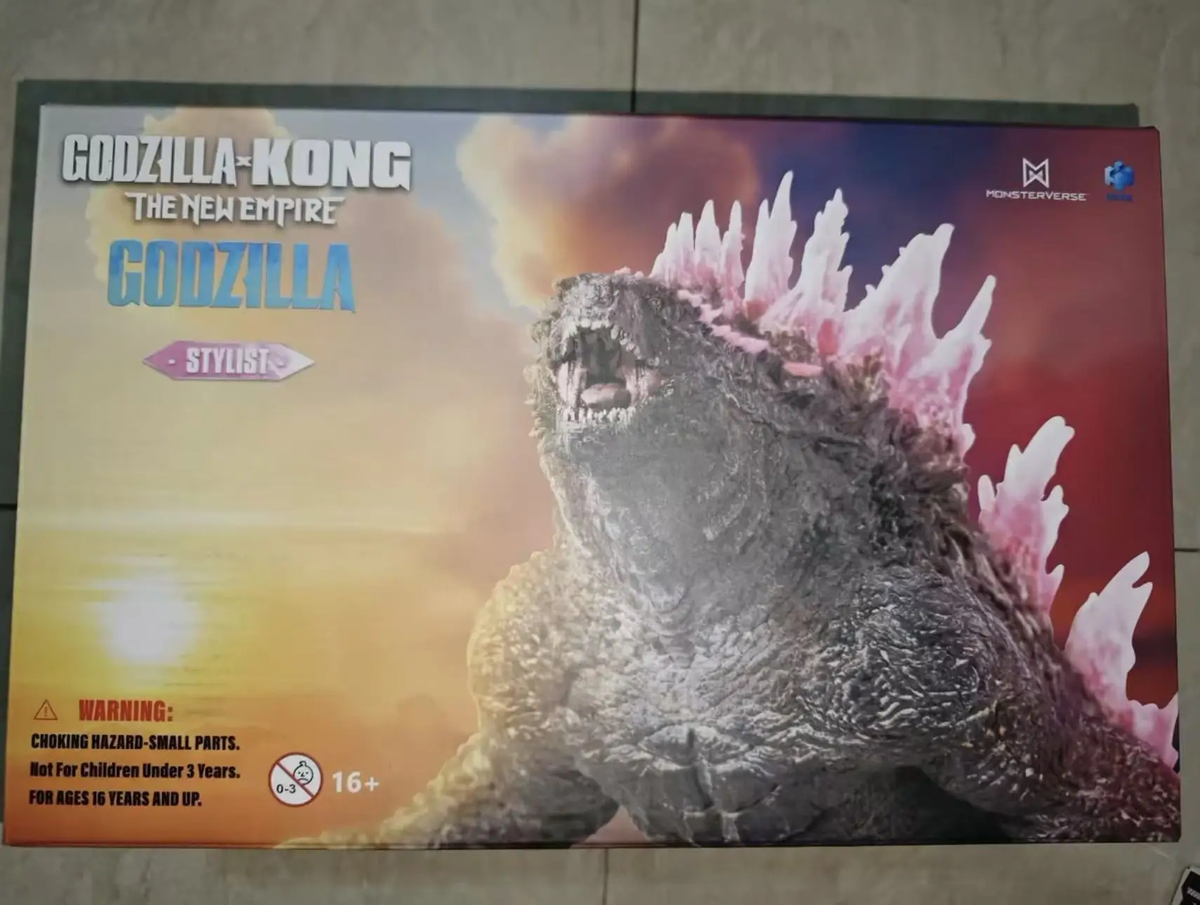 

HIYA Godzilla Vs. Kong 2, версия Evolved, розовая спинка, серия стилиста, фигурка, погружная статуя