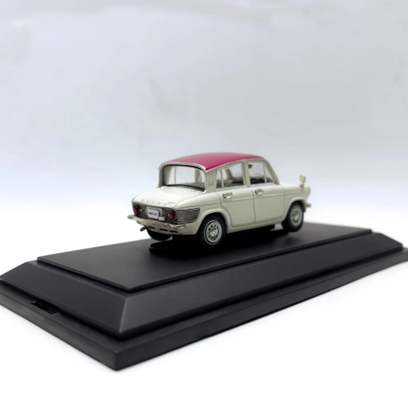 دييكاست الأصلي 1:43 مقياس كارول 360 سبيكة نموذج محاكاة الديكور الكلاسيكي الهوايات الهدايا التذكارية هدية جمع عرض ثابت