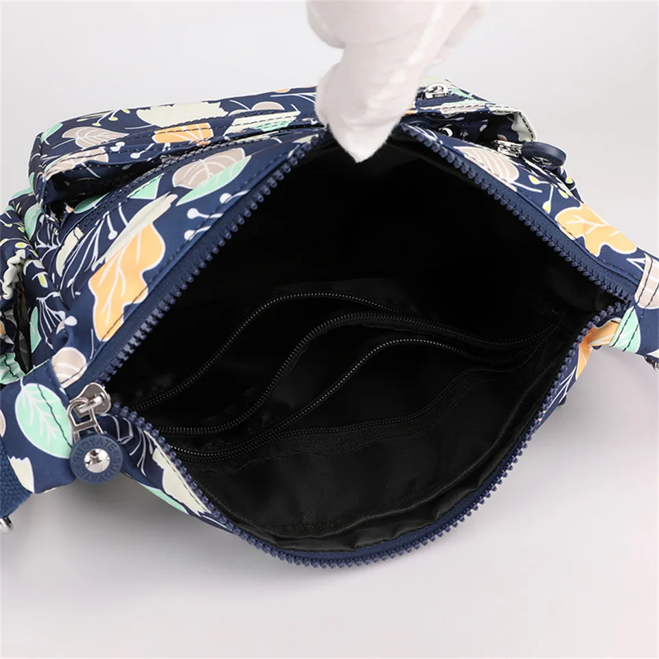 High Quality Waterproof Light Nylon Women Crossbody Bag Multi-pockets Female Shoulder Bag Fashion Casual Floral Handbag