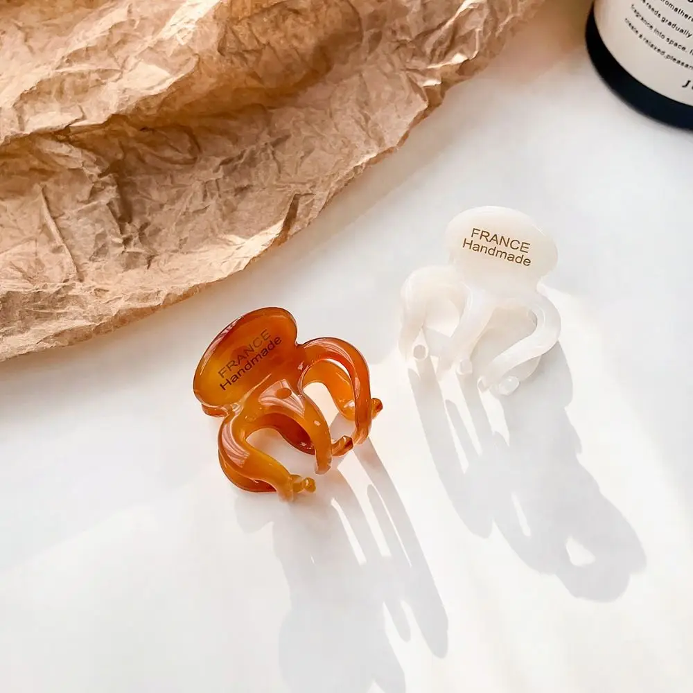 Рисунок 2 - Зажим для волос из ацетата в виде тыквы