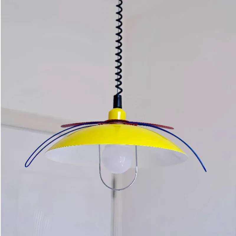 Medieval Memphis Flying Saucer Pendant Lights Restaurant Bar Counter Study Bedroom Creative Art Yellow Telescopic Hanging Lamps