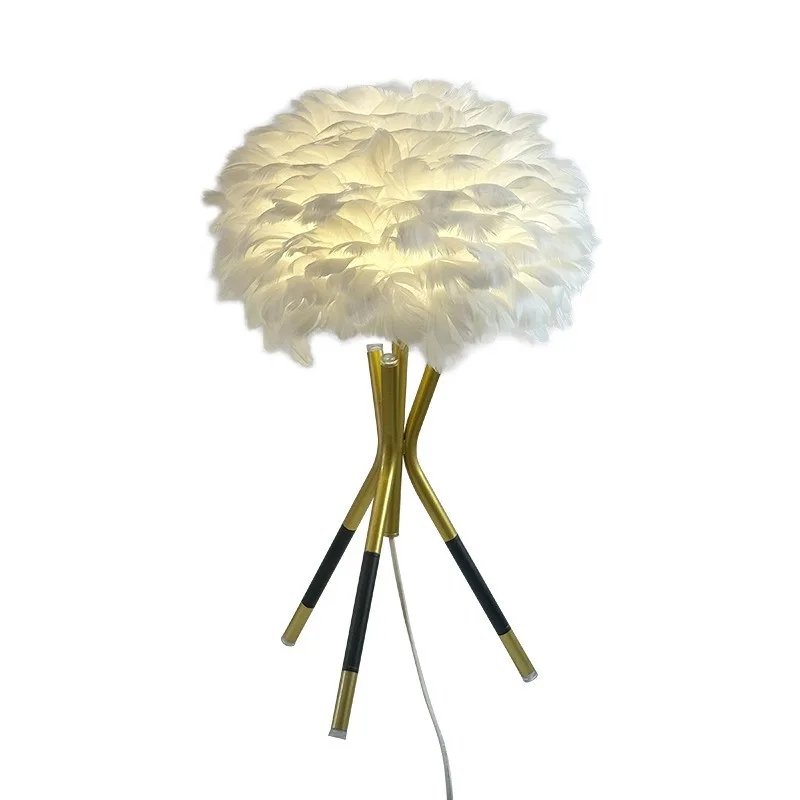 Feather Desk Lamp, Simple Nordic Feather Desk Lamp, Internet Famous High-end Decorative Desk Lamp