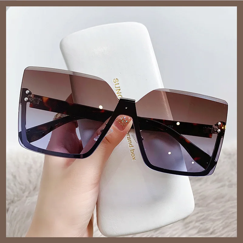 

Square Sunglasses Woman Black Oversized Sun Glasses Female Retro Vintage Big Frame Gradient Mirror Lunette De Soleil Femme