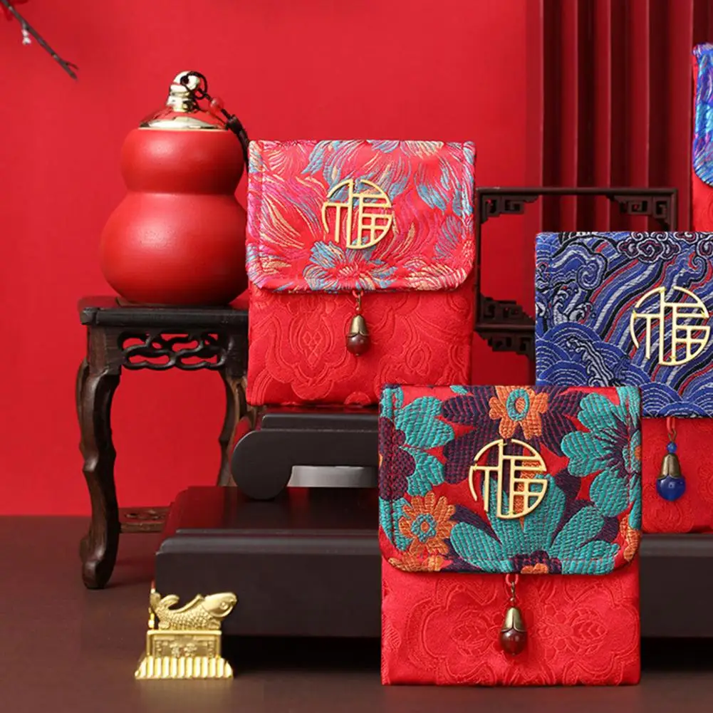 Chinese Knot Silk Pattern Handmade Silk Envelope Elegant Oriental Charm Chinese Silk Red Envelope Bag for Weddings New Year's