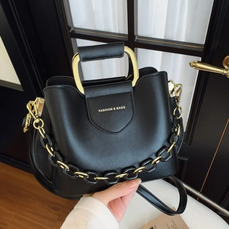

Women's Neat Crossbody Bag Tidy Look And Organized Design Perfect For Perfectionists And Organized Ladies