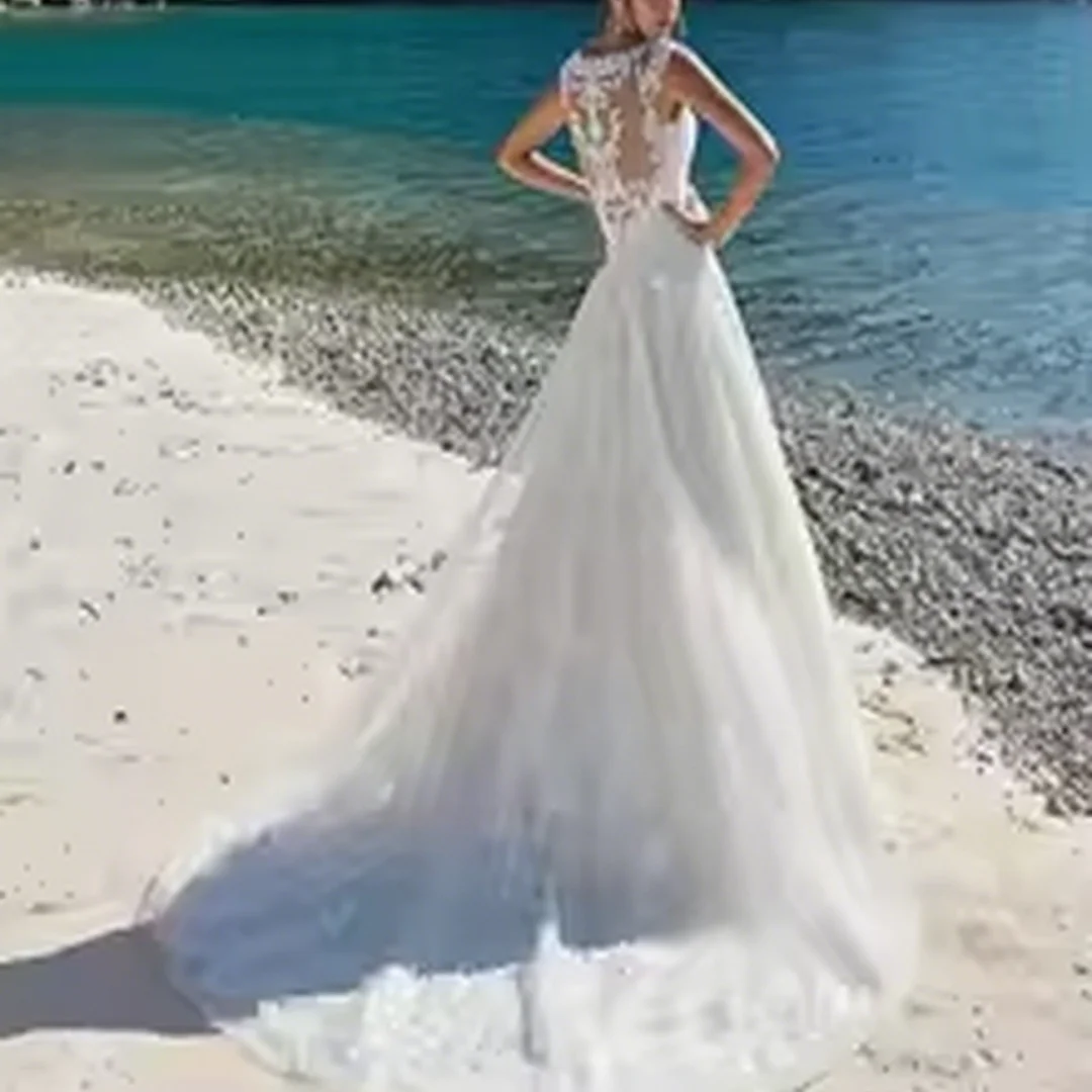 Customized Elegant V-Neck  Sleeveless Lace Appliques Illusion A-Line Wedding Dress Buttons Bridal Gown