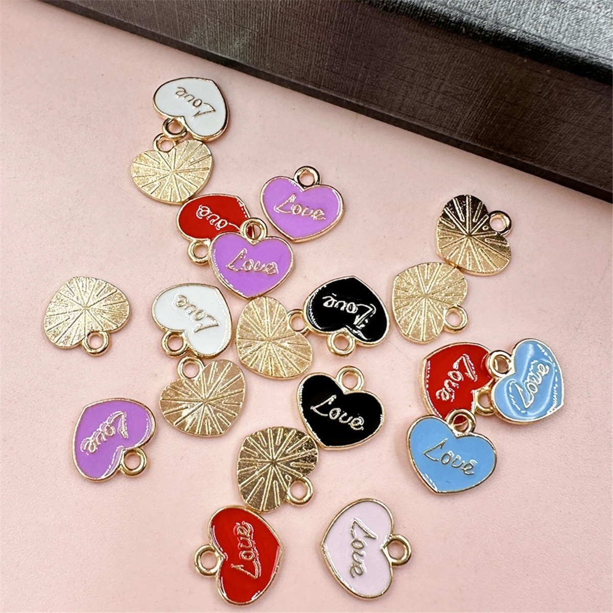 Alloy Dripping Oil Little Love Heart Pendants For Bracelet Earring Making Handmade Material DIY Jewelry Accessories Loose Beads