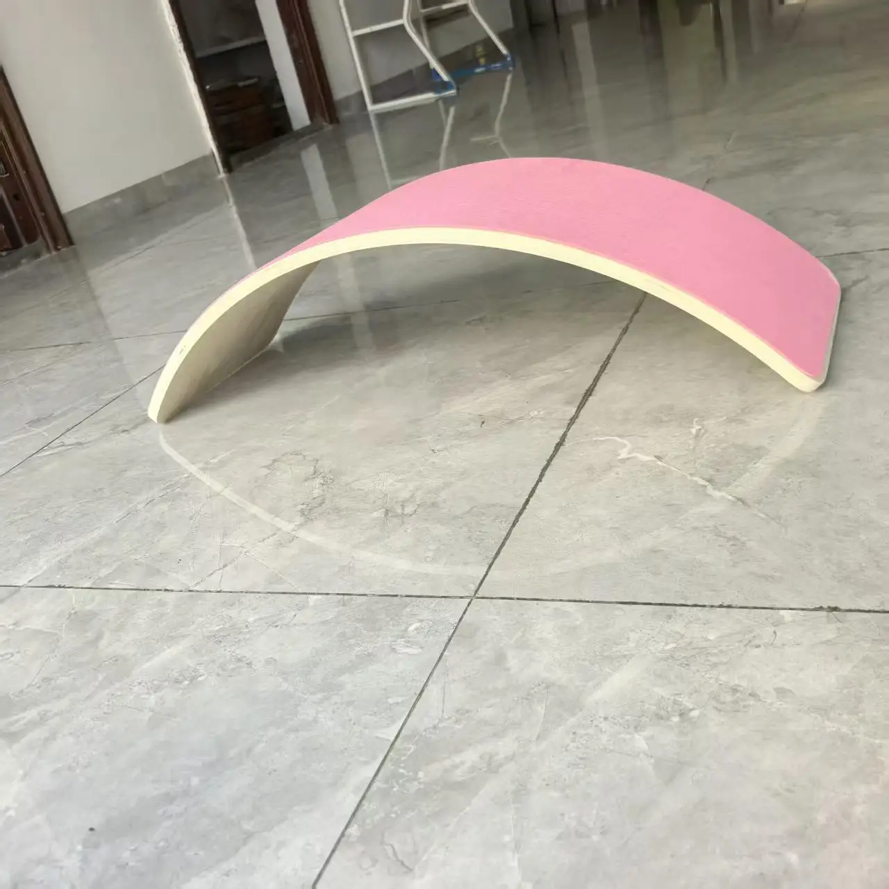 Large Rainbow Wooden Balance Board for Adults, 120KG Load Pilates Yoga Core Training Home Fitness Exercise Equipment