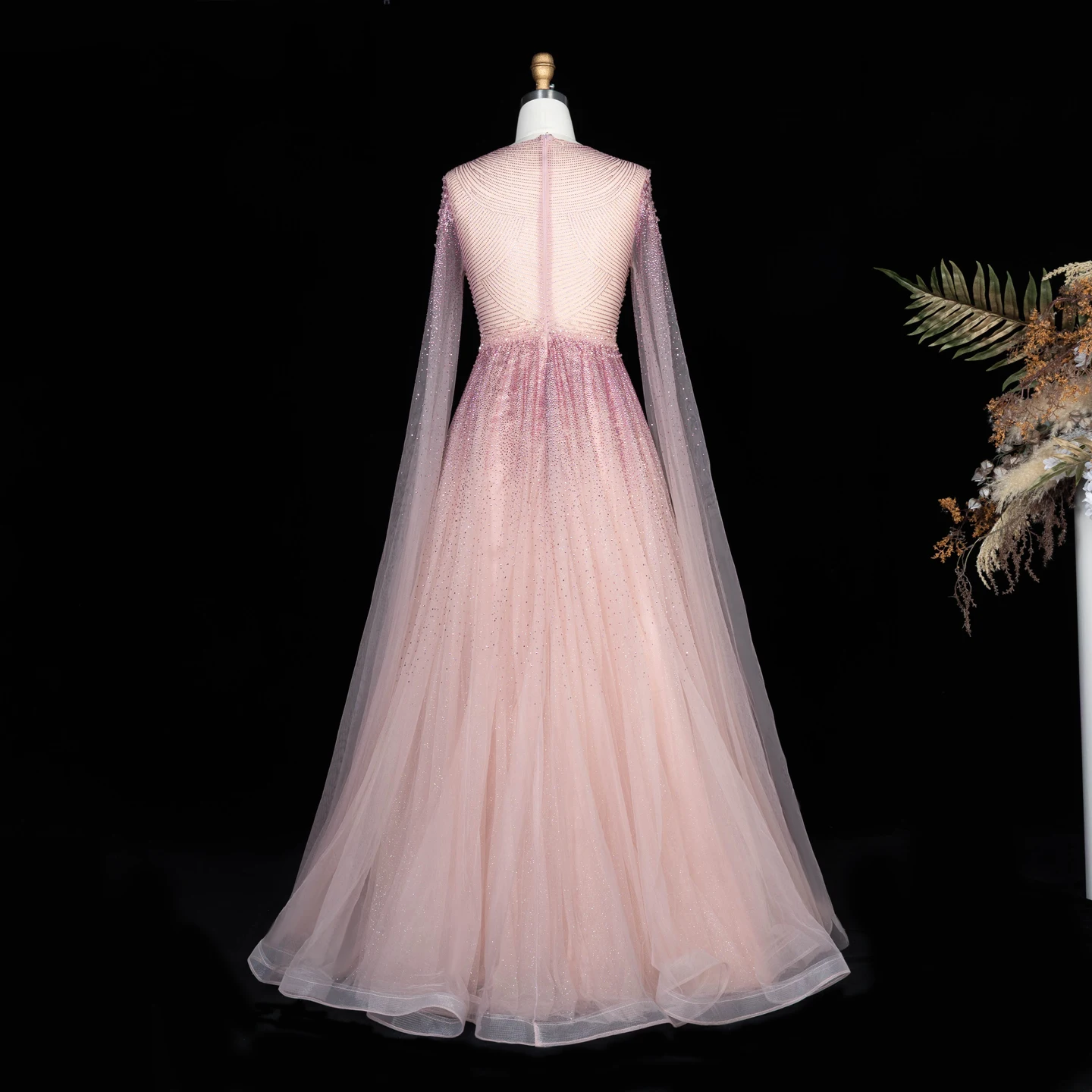 Sharon Said Luxuriöses Braunes Abendkleid mit Rundhalsausschnitt, Langen Transparenten Cape-Ärmeln und Schwer Perlenbesetztem Dubai-Formal-Partykleid SS059 Maßanfertigung – Detail 16