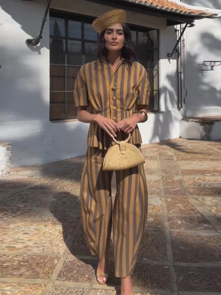 Gestreifte Kurzarm-Oberteil-Hosen-Kombination für Damen, Street-Style Einreihiges Tailliertes Oberteil mit Hochgeschnittener Hose, Modische Damen-Outfits – Detail 12