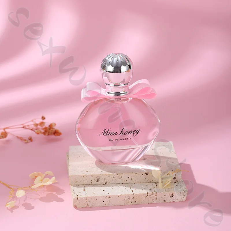 El perfume de mujer WARMKISS de alta calidad tiene una fragancia duradera, una fragancia fresca y ligera y no es pungente.