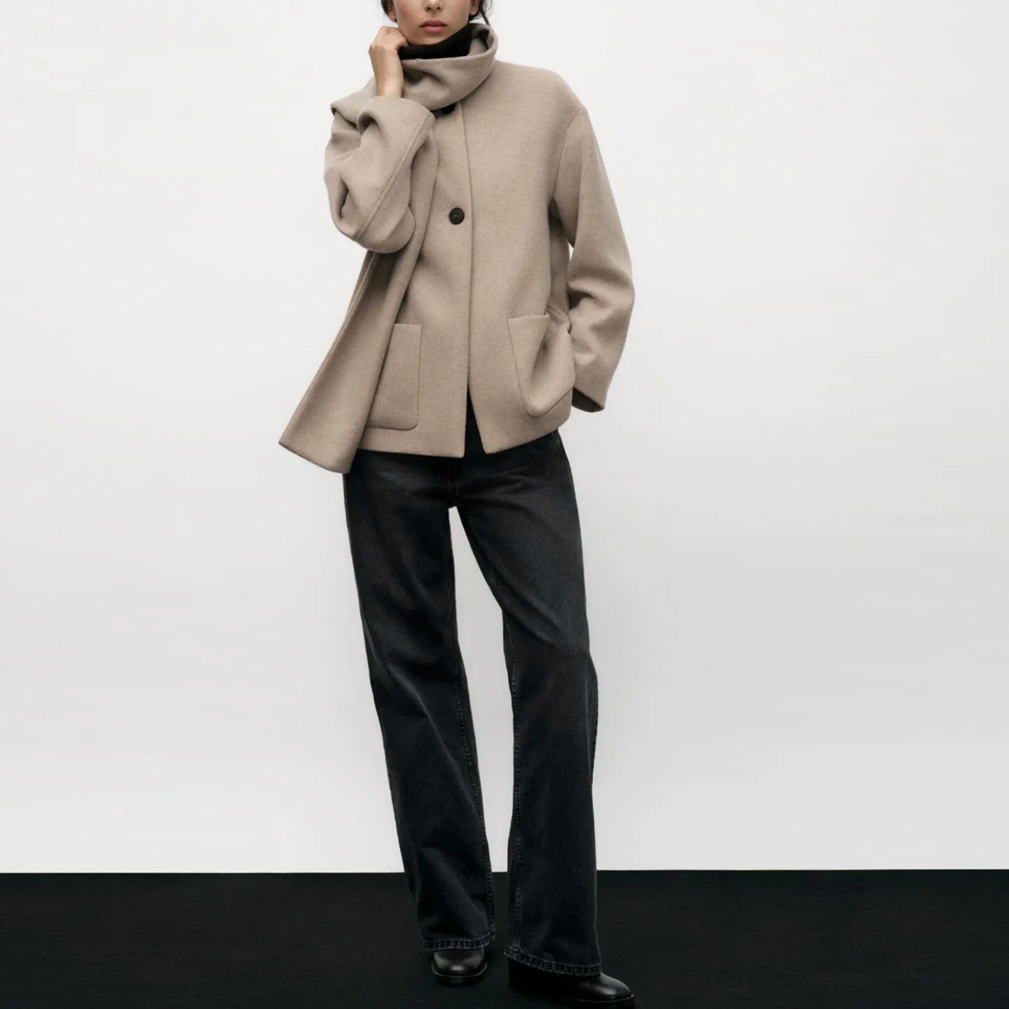 

Women's Sle Long Sve round Ne Coat 2025 Autumn New Arrival Z Commute Straight Tube ape Single Button Pure Color