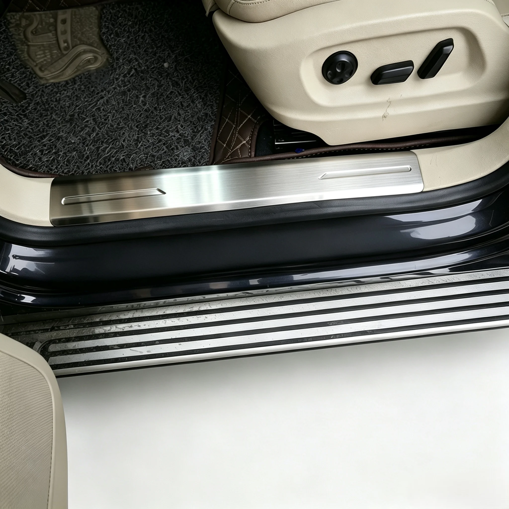 4PCS 304# Stainless Steel Inner door sills protective plate pedal decorative trim cover for V/W Tiguan 2009-2016