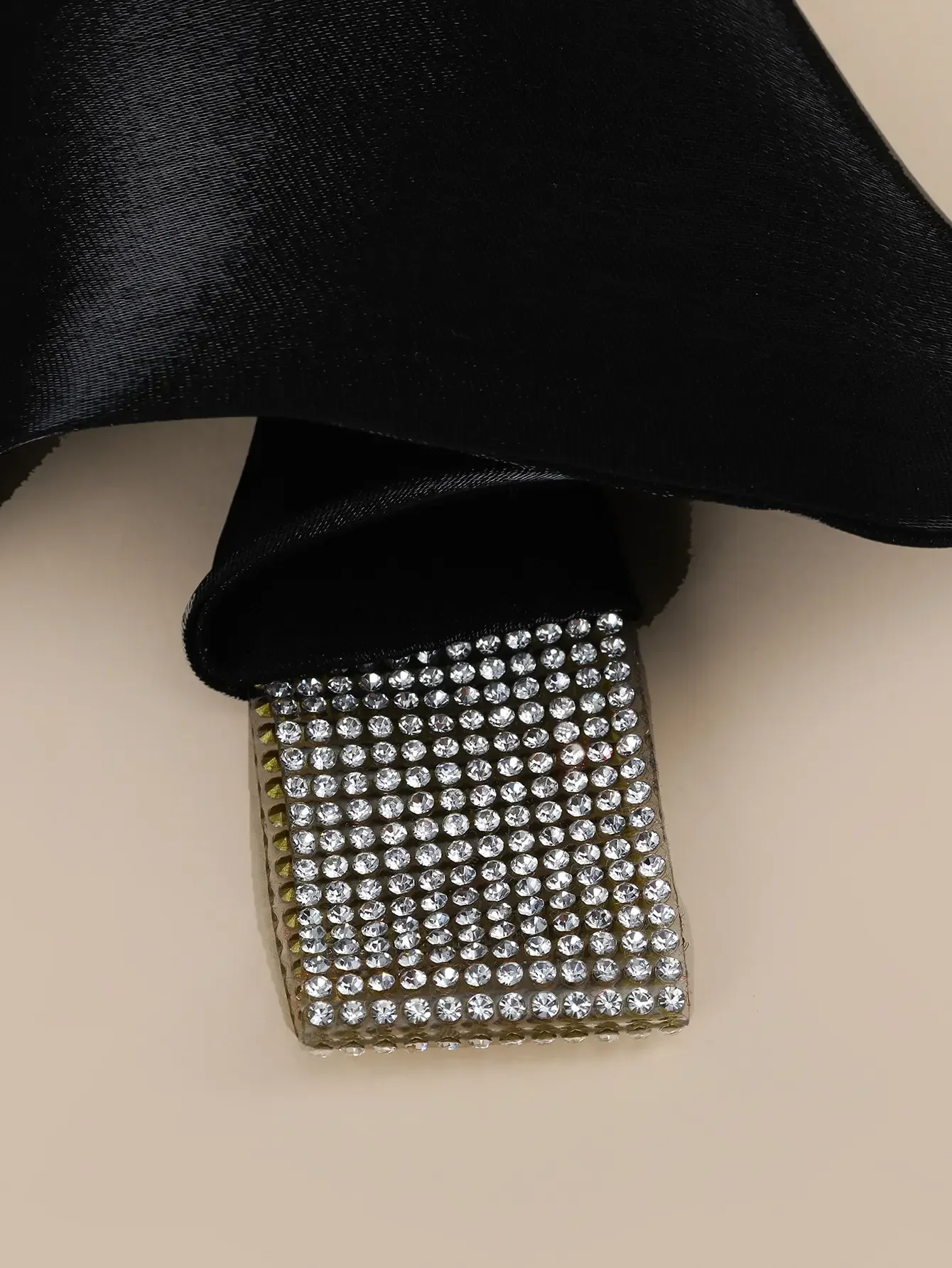 1 Stück Schal mit Strass-Dekor, ideal zum Ausgehen und Verkleiden Ihres Aussehens, elegantes Bandana, Haarband, Kopfband – Detail 3